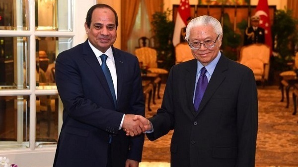 السيسي ورئيس سنغافورة