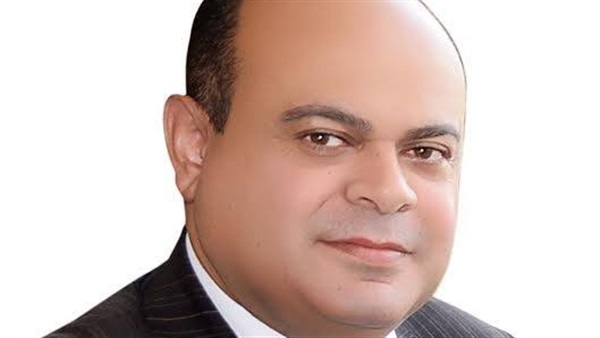 محافظ مطروح اللواء