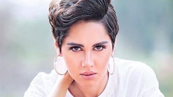 الفنانة ياسمين رئيس