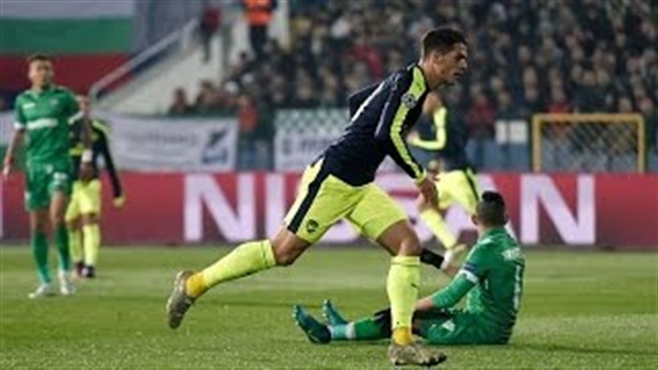 النني يشارك في تأهل