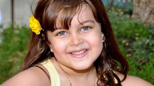 الفنانة الطفلة جنا
