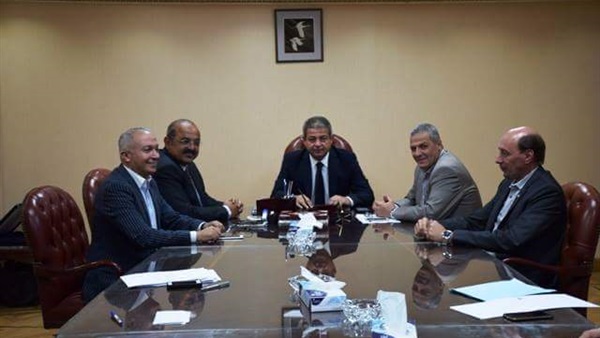 وزارة الرياضة واللجنة