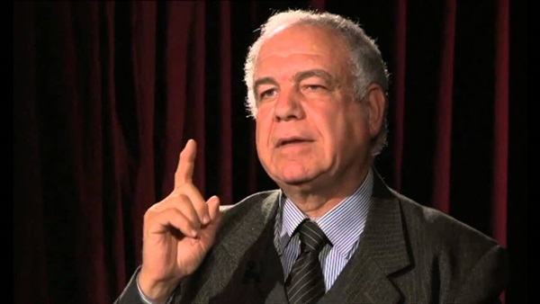 الدكتور أحمد بهاء