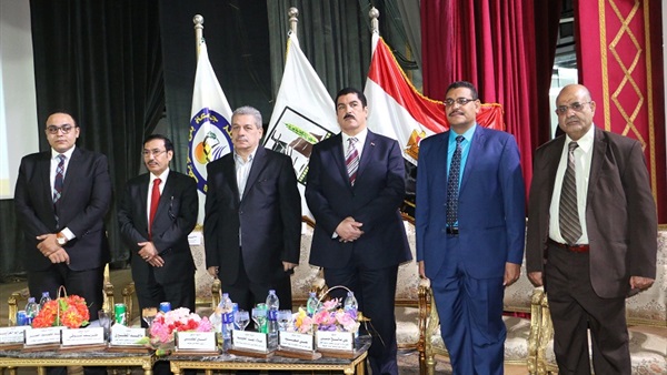 فعالياته في جامعة