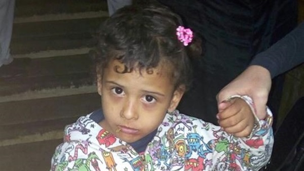 طفلة تائهة