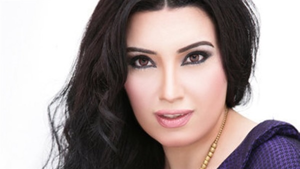الفنانة عبير صبري