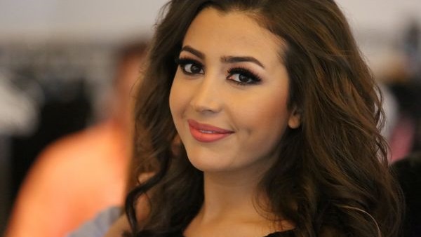 المطربة المغربية،
