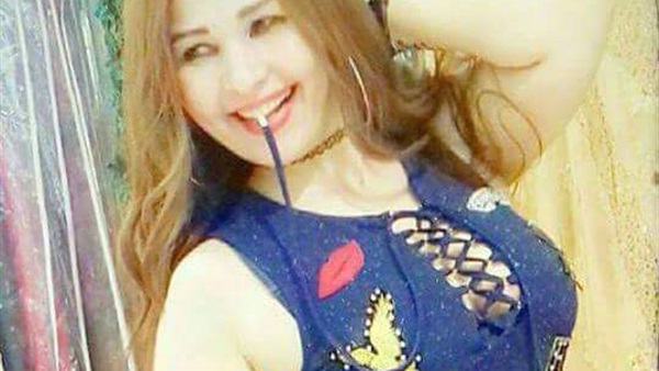 الفنانة إيمي علي