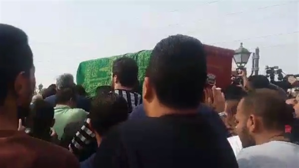 تشييع جثمان الفنان