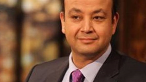 الإعلامي عمرو أديب