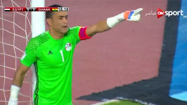 عصام الحضري