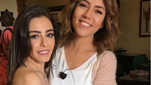 رحمة حسن برفقة إلهام