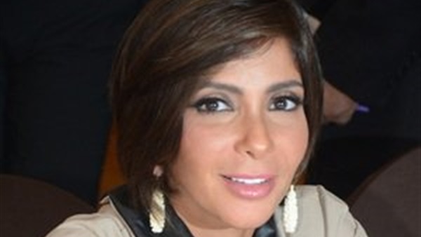 منى زكي