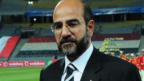 رئيس لجنة المسابقات