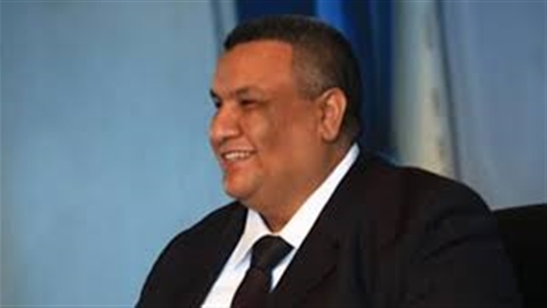 مصطفى سالم، عضو