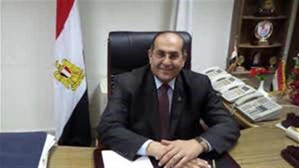 الدكتور أيمن عبد
