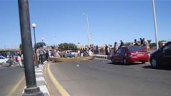 طريق أسوان - أبو