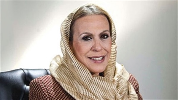 نيفين لطفي