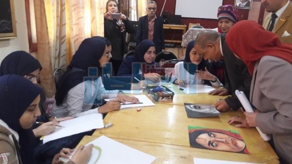 تكريم موجهة التربية