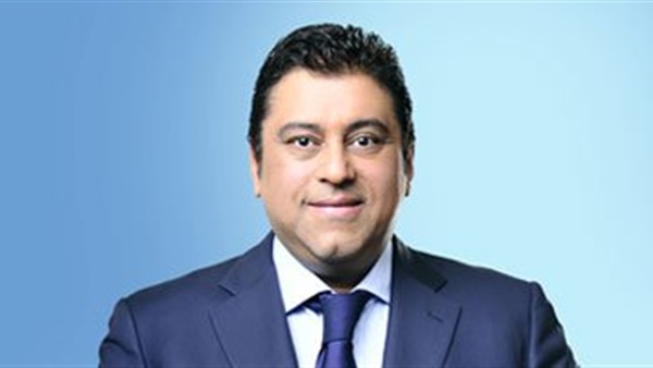 الإعلامي معتز الدمرداش