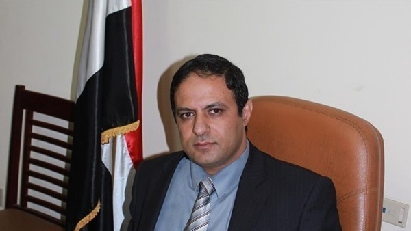 الدكتور أحمد فاروق،