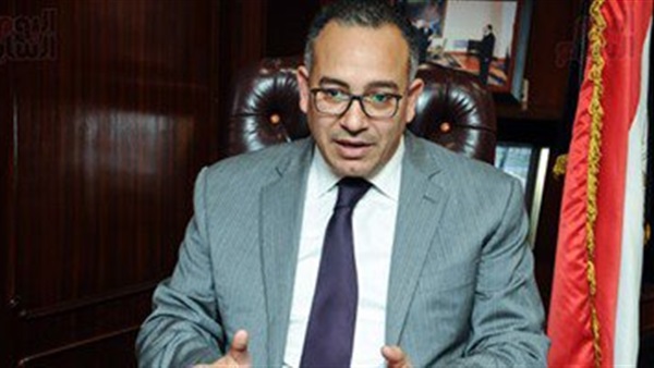 الدكتور أحمد عادل