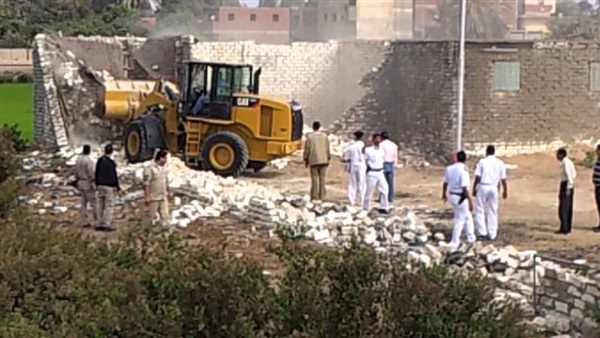 التعدي على الأراضي