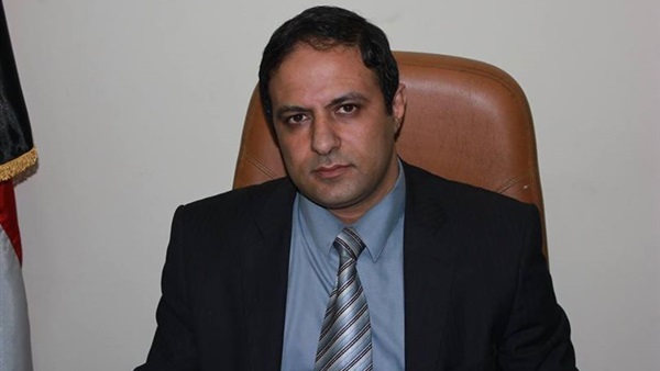 الدكتور أحمد فاروق