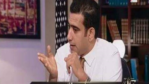 الكاتب الصحفي سامي