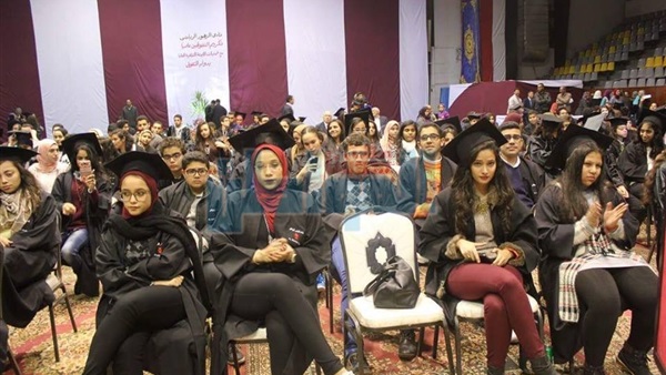 نادي الزهور يكرم