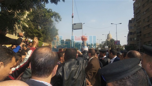 هتافات المسلمين والمسحيين