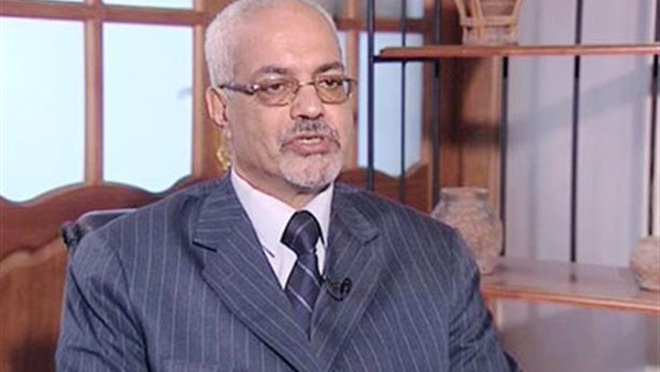 الكاتب والمفكر السياسي