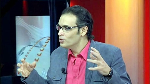 الكاتب الصحفي عبد