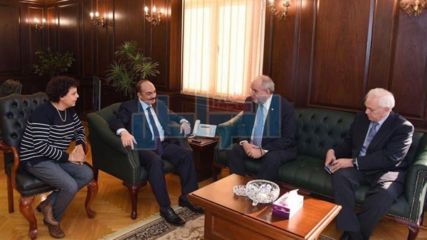 فرحات يستقبل نائب