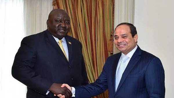 السيسي والرئيس الأوغندي