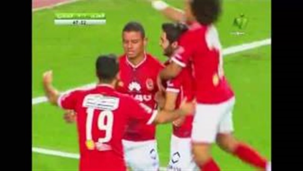 الأهلي يدق شباك المصري