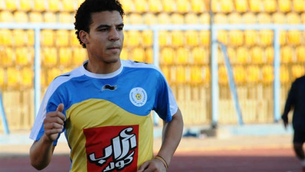 شكري نجيب مهاجم النادي