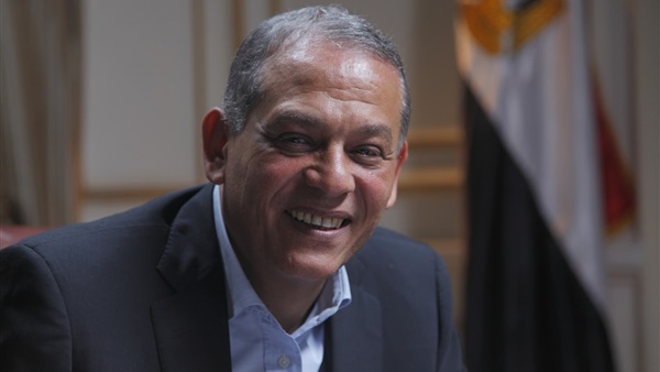 النائب محمد أنور