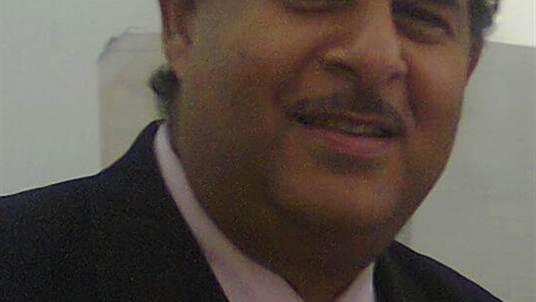  الدكتور أحمد عبدالجواد
