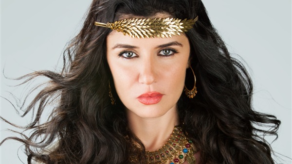 غادة عادل