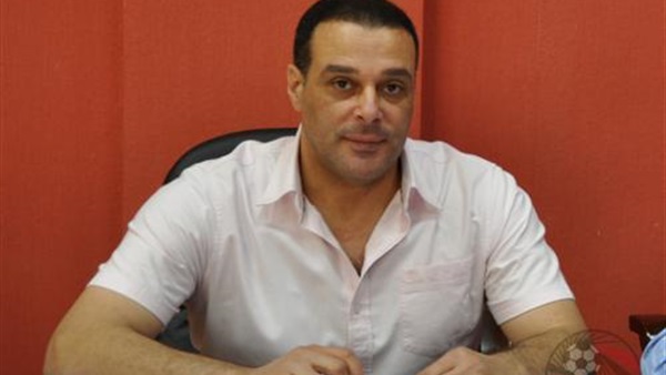 عصام عبد الفتاح،