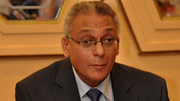 الدكتور حسن عماد