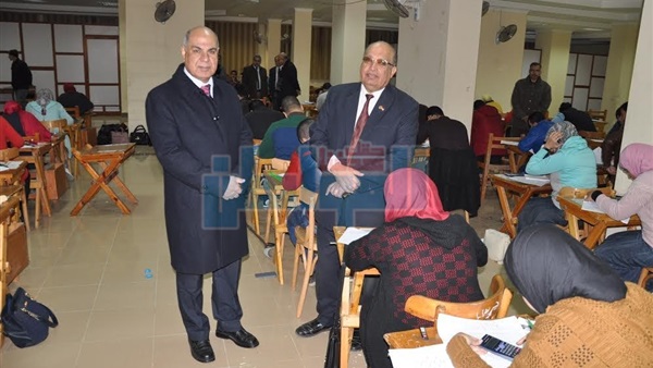 رئيس جامعة كفر الشيخ