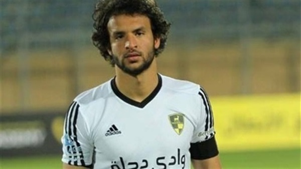 محمود علاء، مدافع