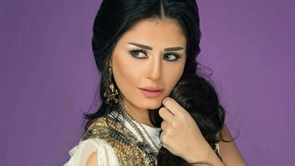 منة فضالى