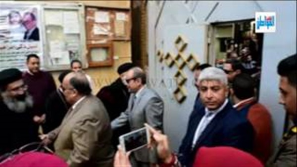 محافظ الدقهلية يهنئ