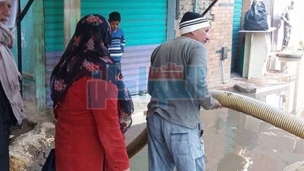 إصلاح خط مياه جزيرة