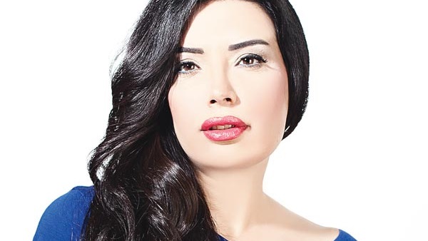 الفنانة عبير صبري