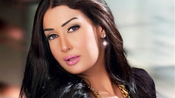 الفنانة غادة عبد