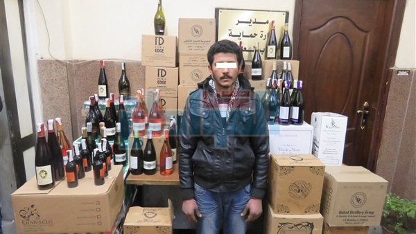 صاحب محل الخمور